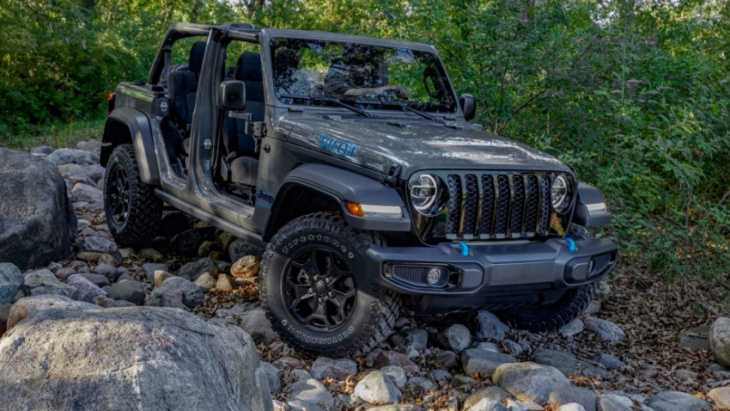 3 jeep wrangler alternatives that aren’t a ford bronco