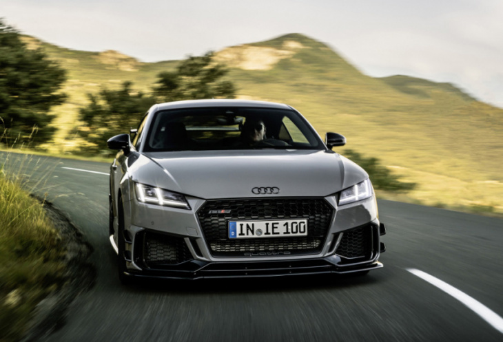 2023 audi tt rs iconic edition celebrates 25 years of the tt