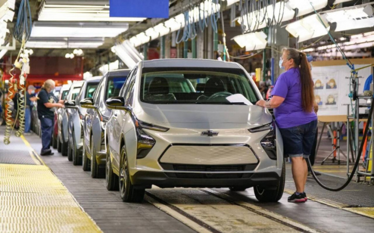 chevrolet bolt ev  production to increase 75 percent in 2023