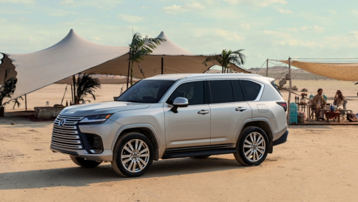 here’s what you get with a 2022 lexus lx 600 for over $100,000