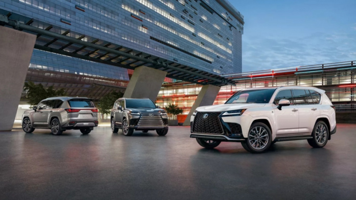 here’s what you get with a 2022 lexus lx 600 for over $100,000