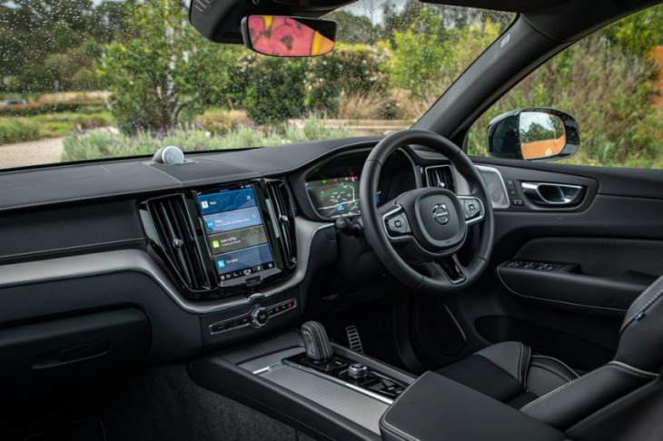 android, volvo xc60 2023 review: recharge