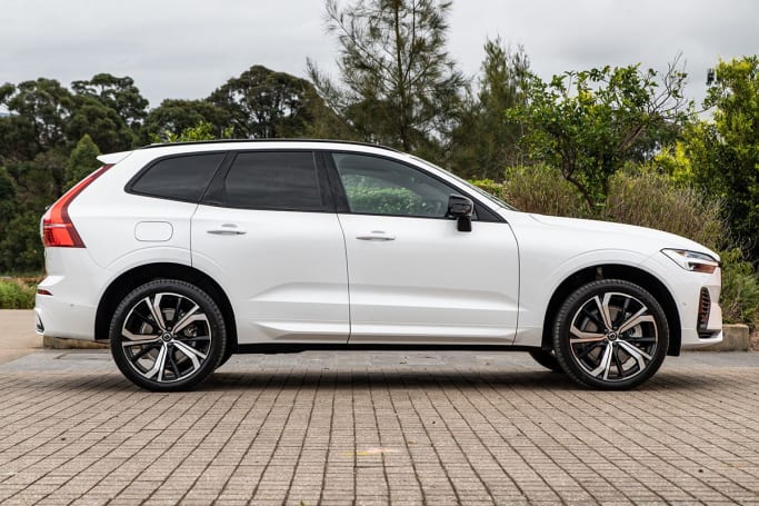 android, volvo xc60 2023 review: recharge