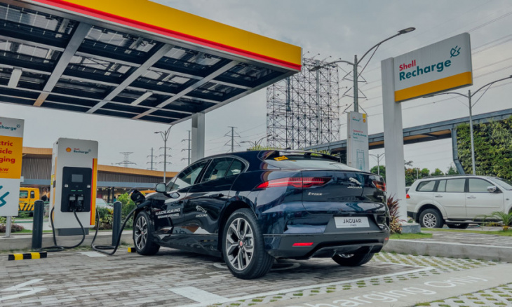 android, a quick lunch in tagaytay with the jaguar i-pace
