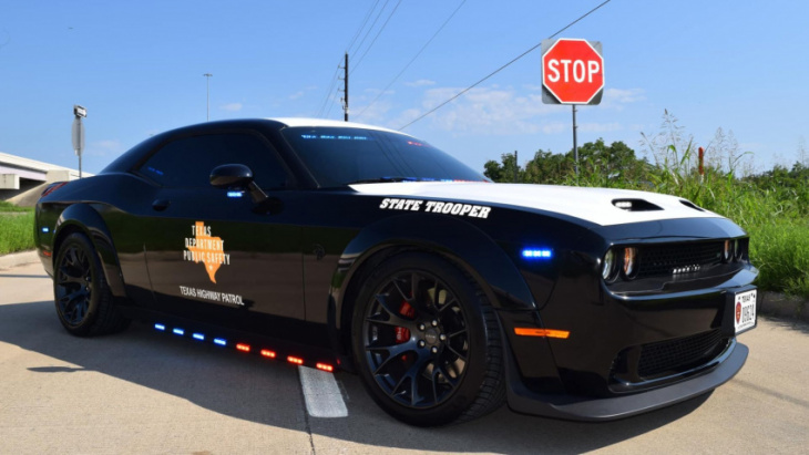 modified dodge hellcat police car will catch you
