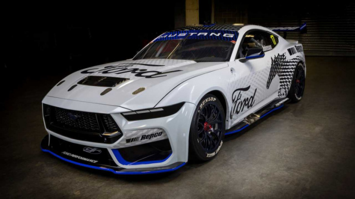 ford mustang gen3 supercar debuts as 600-hp race car competing in 2023