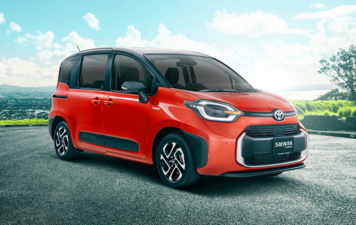 android, with a claimed efficiency of 4l/100km, the toyota sienta hybrid is an mpv for the financially conscious
