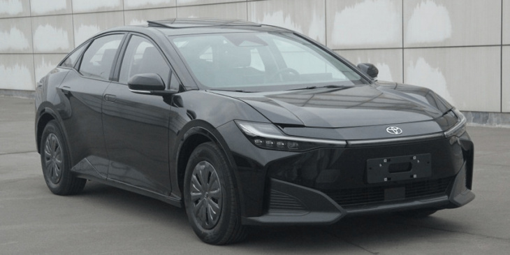 toyota to launch small electric sedan in china
