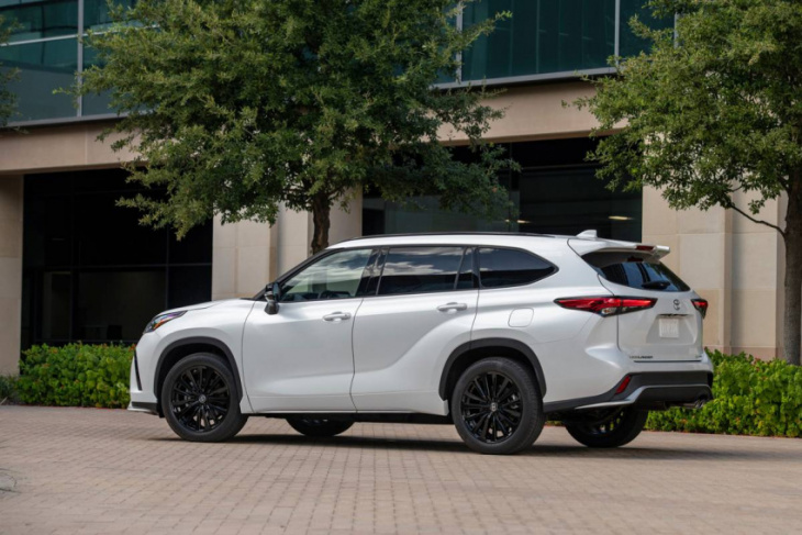 android, 2023 toyota highlander ditches the v-6, adds tech, raises prices