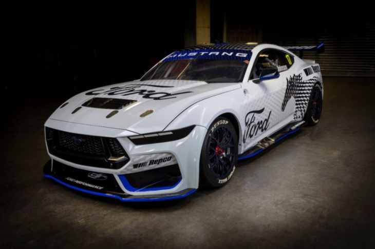 view photos of the ford mustang gen3 supercar