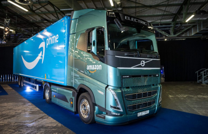 amazon, amazon begins buying electric trucks not from rivian