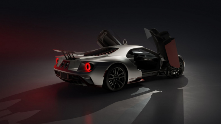 ford gt lm edition pays homage to le mans-winning racer