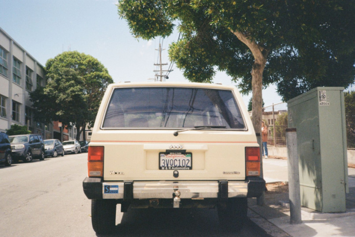 1986 jeep cherokee is california-dreaming