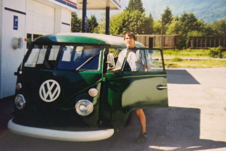 on the road: 1967 volkswagen 11-window bus