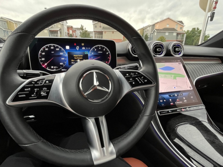 3 pros and 2 cons of driving the 2022 mercedes-benz c-class pinnacle