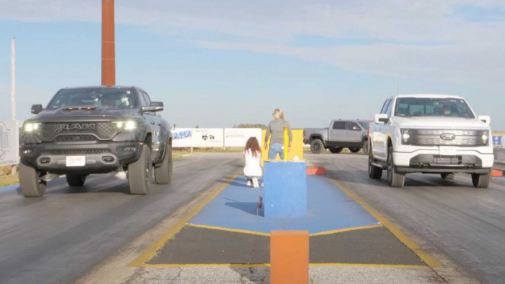 can a ford f-150 lightning beat a ram trx in a drag race?