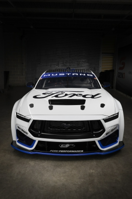 all-new ford mustang gt supercars race car revealed at bathurst 1000