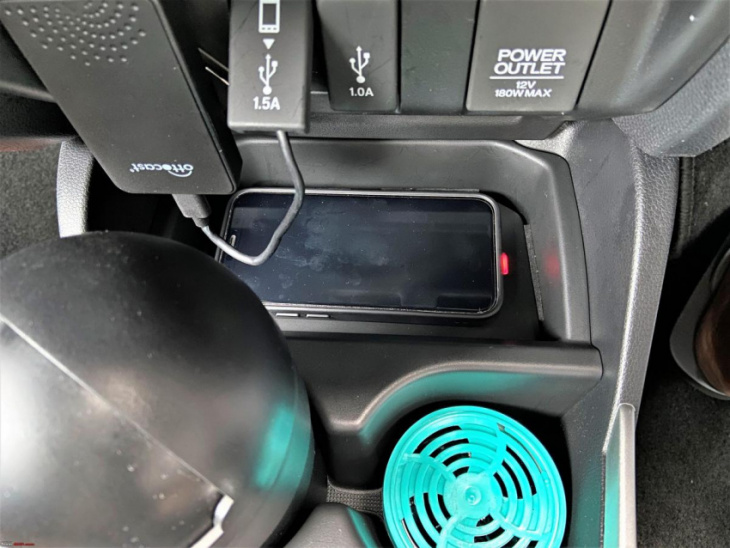 accessories for my honda jazz: wireless apple carplay & mobile charger