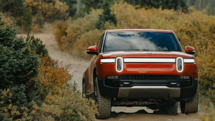 rivian starts charging people for towing, even for covered work