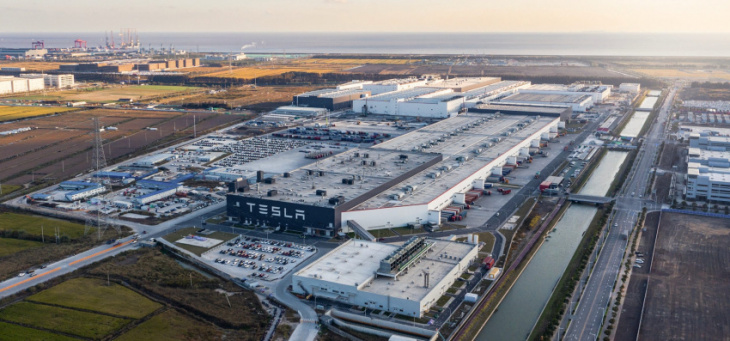 tesla’s (tsla) china output increases to record 83,000 vehicles in a month
