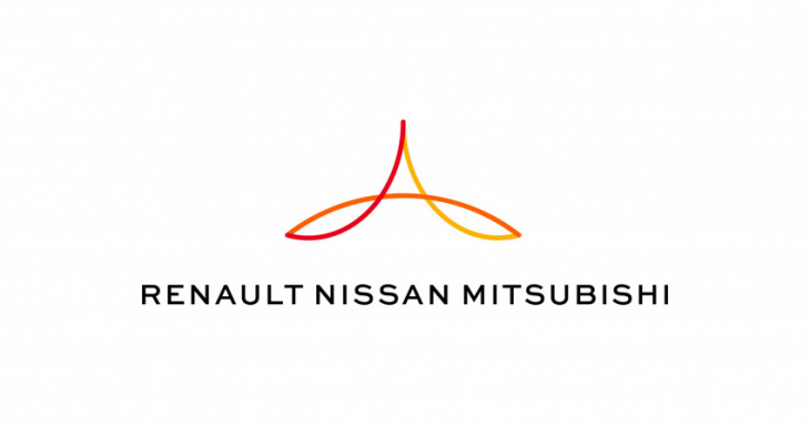 nissan considers investing in “ev venture”