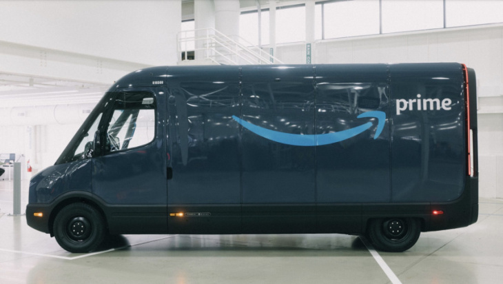 amazon, amazon commits €1 billion to electric delivery fleet in europe