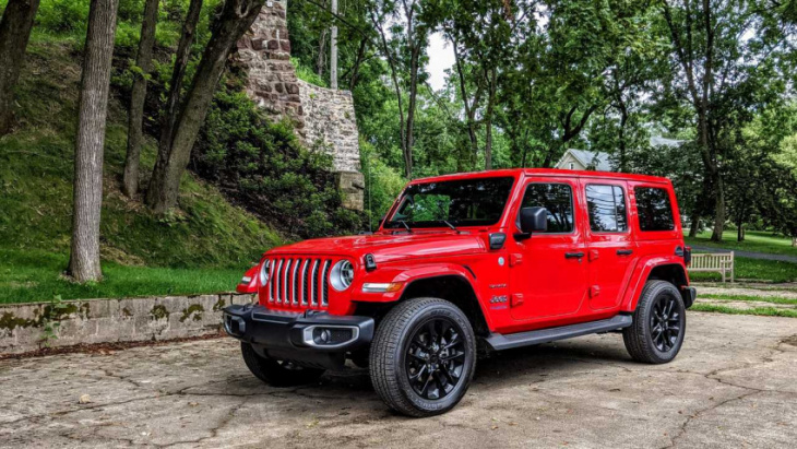 us: jeep wrangler 4xe surged to over 13,000 in q3 2022