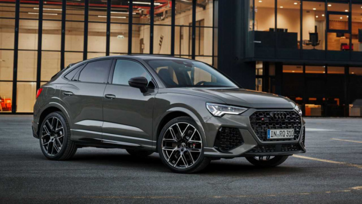 2023 audi rs q3 edition 10 years debuts with black trim galore