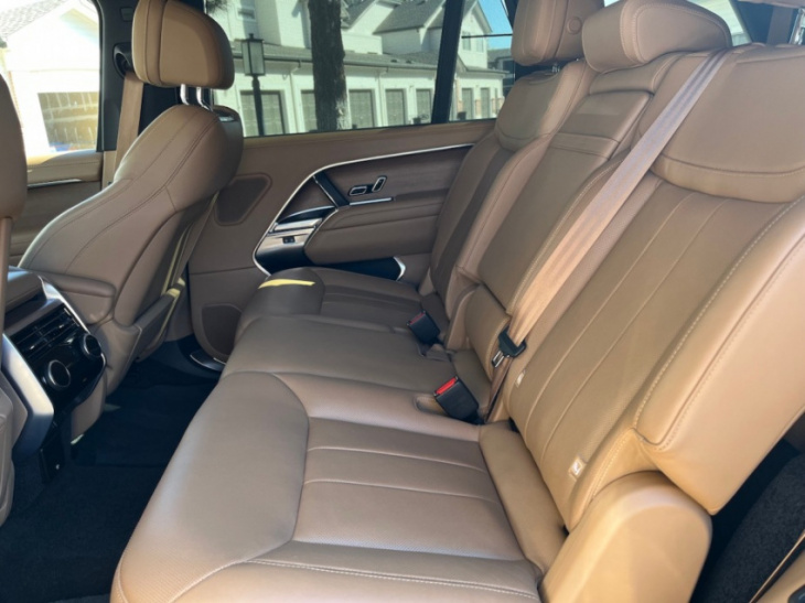 5 of our favorite features on the 2022 range rover se