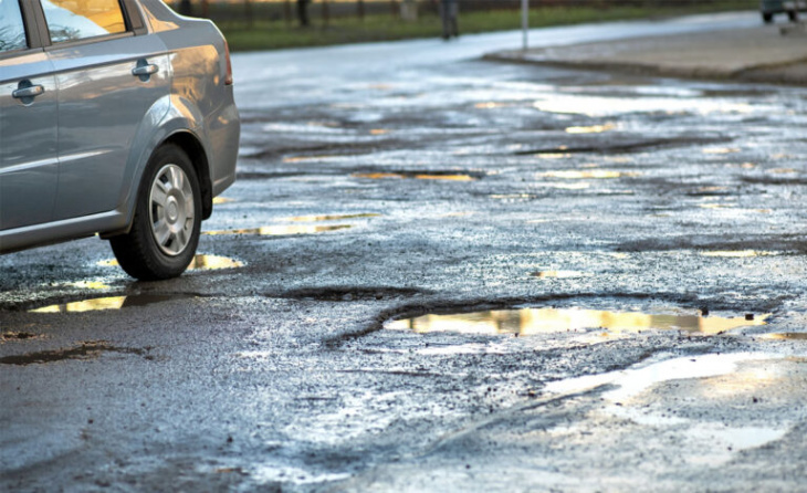 city of joburg promises repaired highway will stay pothole-free for 15 years