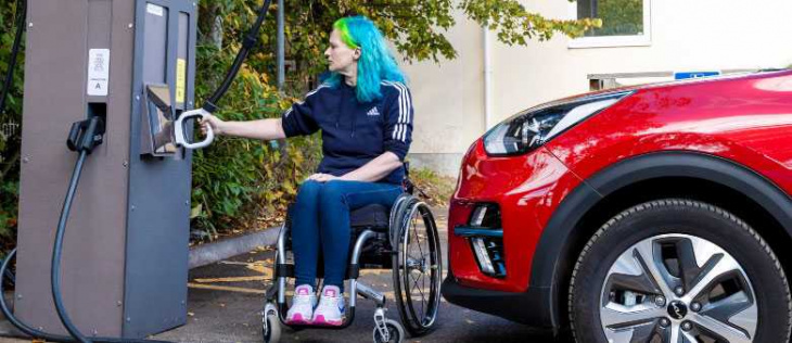 bsi publishes accessible electric vehicle charging standard
