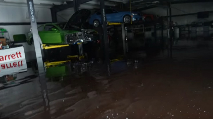 youtuber’s car collection floods after hurricane ian