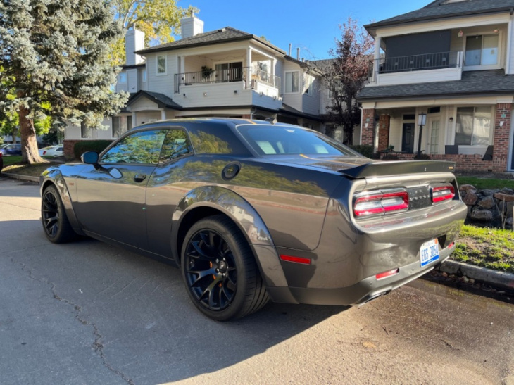5 reasons the 2022 dodge challenger r/t scat pack widebody is the trim to get