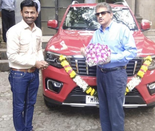 anand mahindra takes delivery of his scorpio-n; names it 'bheem'
