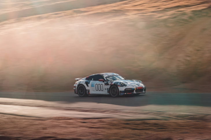 david donner pilots 2022 porsche 911 turbo s to 9:53 at pikes peak, a new production car record