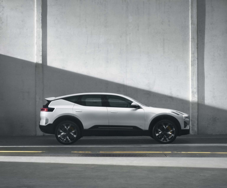 android, polestar 3 electric suv boasts 517 hp and 300 miles of range