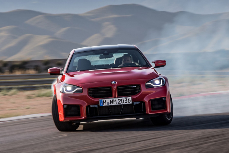 2023 bmw m2 brings a manual gearbox and rear-wheel-drive