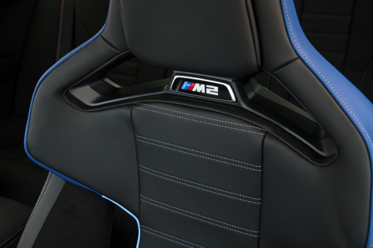 2023 bmw m2 brings a manual gearbox and rear-wheel-drive