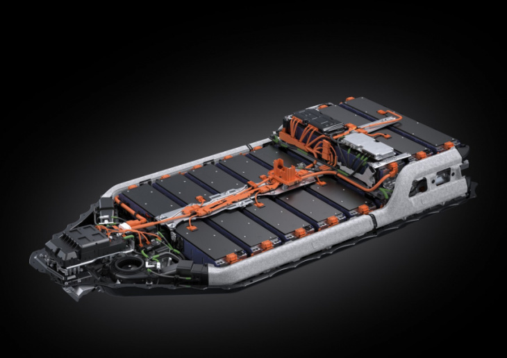 2023 lexus ux 300e gets bigger battery, enhanced infotainment