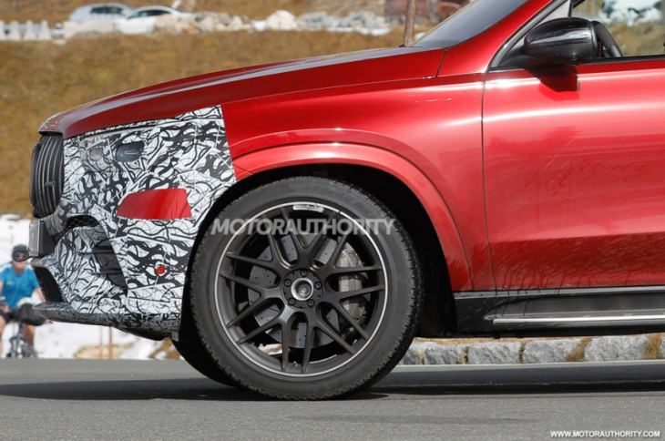 2024 mercedes-benz amg gle 53 spy shots: mid-cycle update coming soon