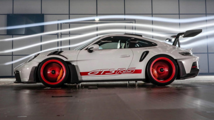 2022 porsche 911 gt3 rs completes 'ring lap in 6:49.3