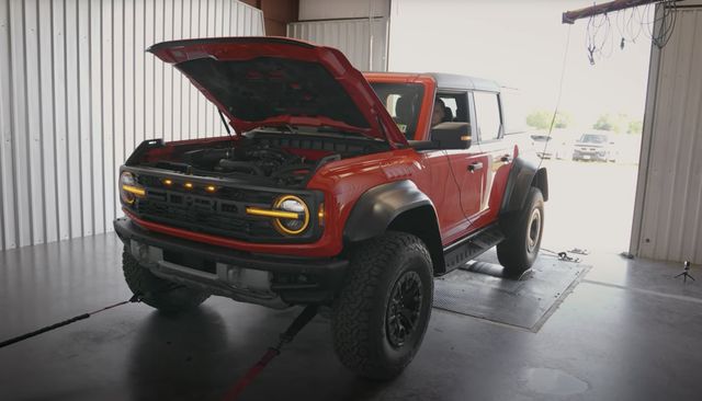 watch the 2022 ford bronco raptor hit the dyno