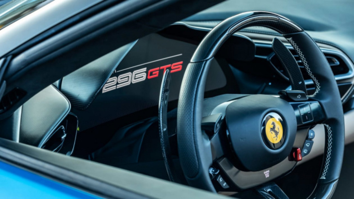 ferrari 296 gts 2022 review – is anything lost with the roof folded away?