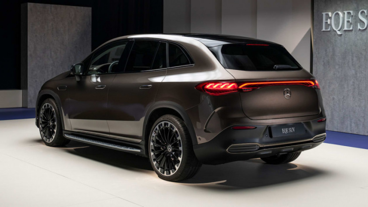 new 2023 mercedes eqe suv unveiled with 342-mile range
