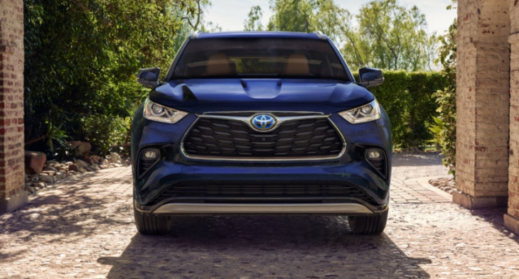 2 reasons why the toyota highlander hybrid is underrated