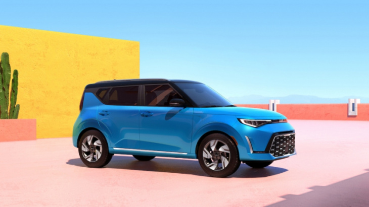 android, does the 2023 kia soul have apple carplay?