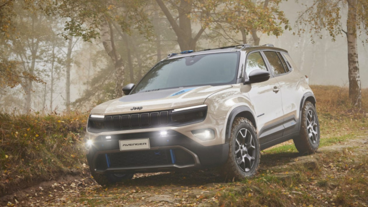 jeep avenger 4x4 concept previews rugged future 4xe model