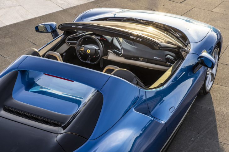 2023 ferrari 296 gts review: an open-top supercar stunner