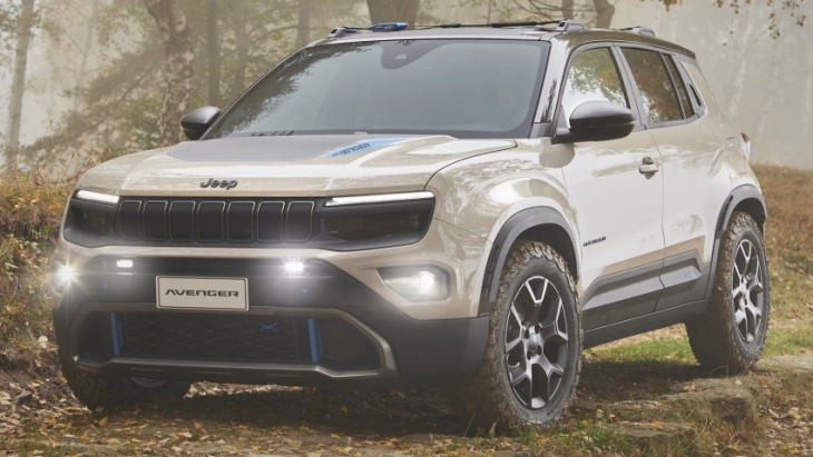 the jeep avenger 4x4 concept is an pint-sized ev off-roader
