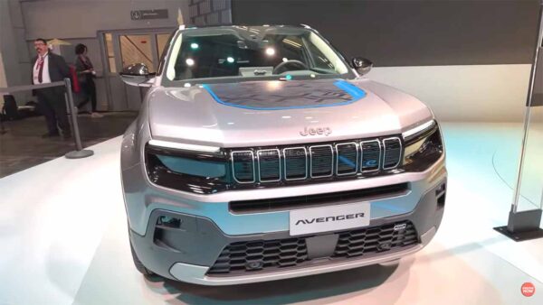 new jeep avenger compact suv detailed – first look walkaround